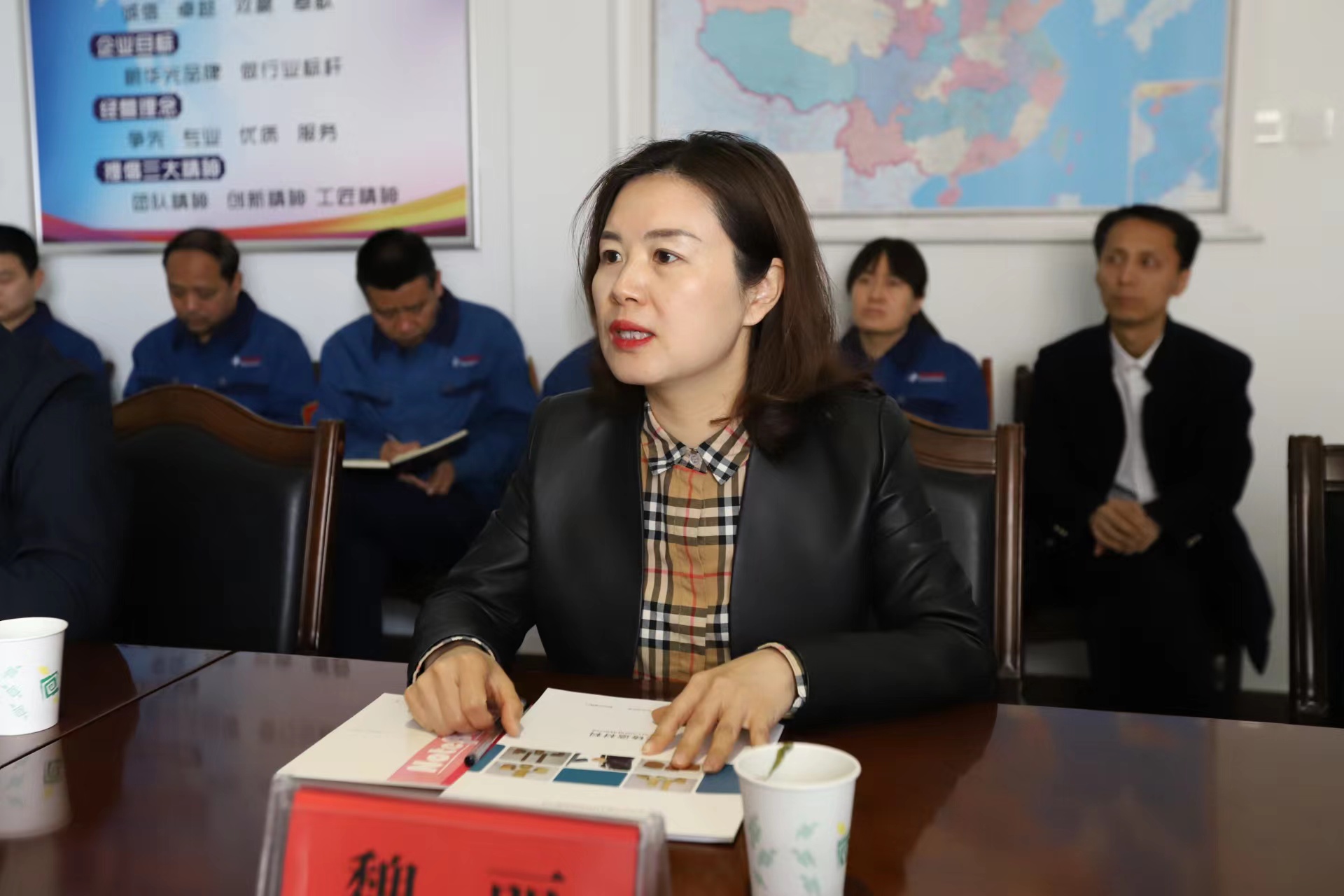 華光科技公司與西安理工大學(xué)簽訂產(chǎn)學(xué)研合作協(xié)議